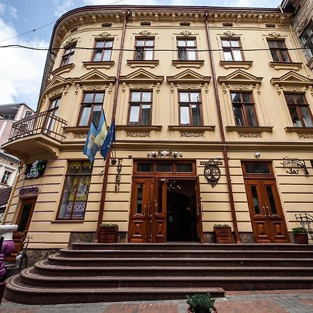 Kryva Lypa Hotel Lviv Exterior foto